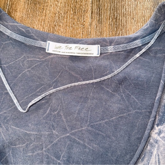 We The Free Women’s Oversized T Shirt Side Slit Grey Bleached - Picture 2 of 9